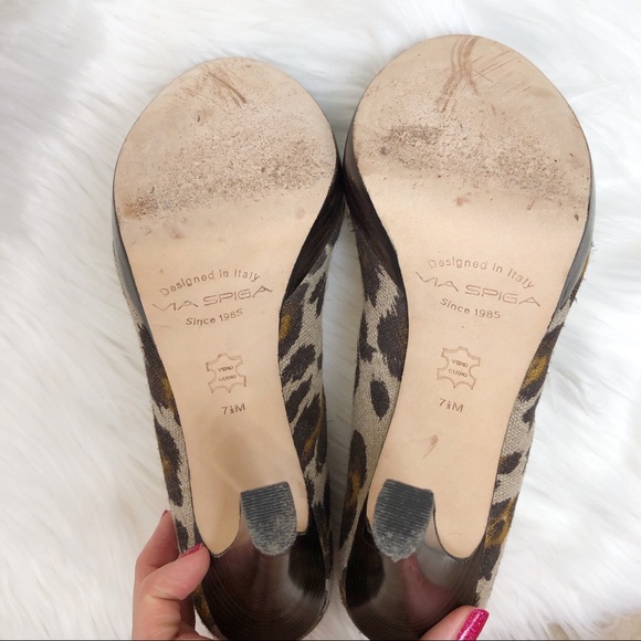 Via Spiga leopard print platform peep toe pumps - Picture 5 of 8